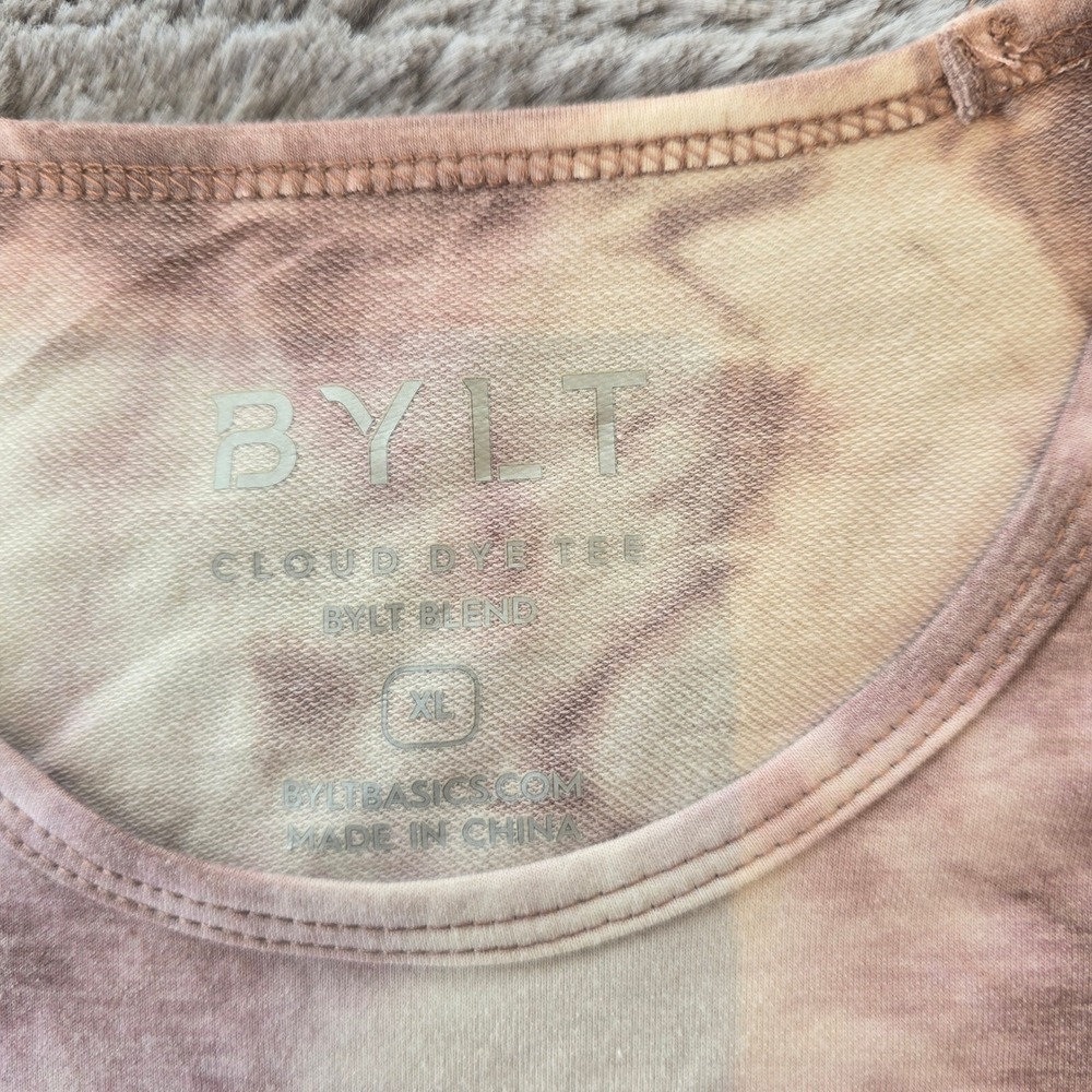 BYLT Premium Basics Cloud Dye Tee Mauve Cream Tie Dye XL Curved Hem Shirt - Picture 2 of 5